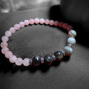 TERRA GEMMS Signature Series Black Rhodonite, Agate and Rose Quartz Bracelet